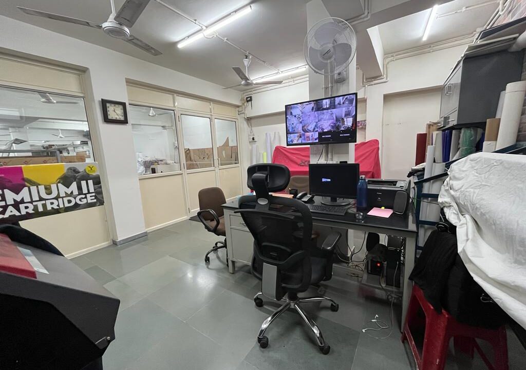 WhatsApp Image 2025-04-03 at 13.51.11